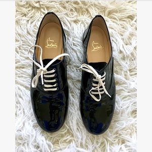 Christian Louboutin Fred Round Toe Oxfords